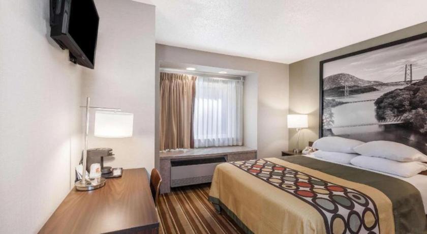 Super 8 By Wyndham Schenectady - Albany Area Hotell Exteriör bild